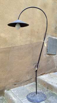 antiquariato: Iron lamp, hand made