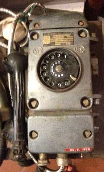 antiquariato: telefono da miniera