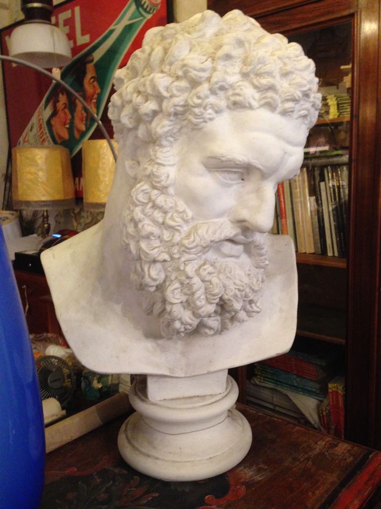 antiquariato: bust in chalk ercole