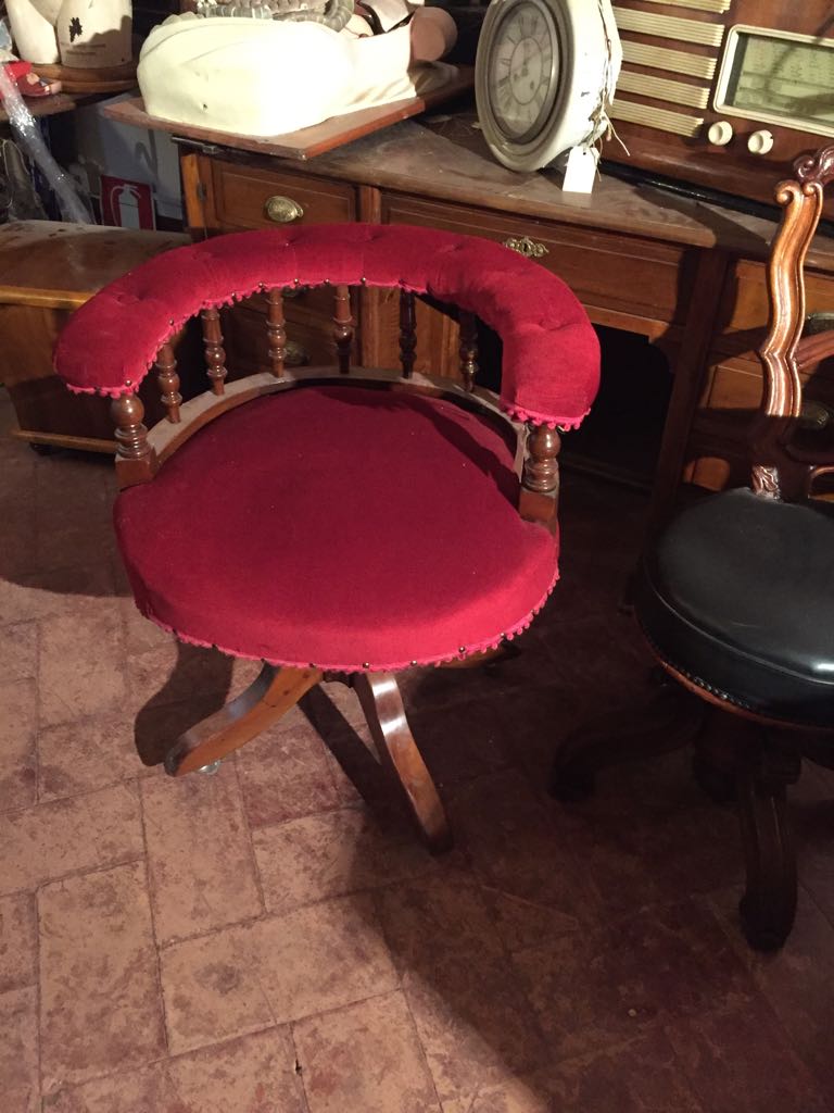 antiquariato: swivel armchair