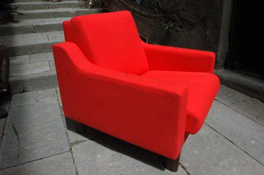 antiquariato: Red armchair