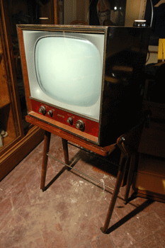 antiquariato: Television, with table, ARISTON