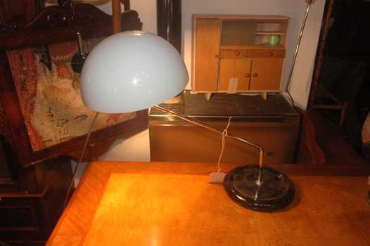 antiquariato: Turning metal lamp, Guzzini