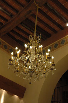 antiquariato: Brass and crystal chandelier, 1880