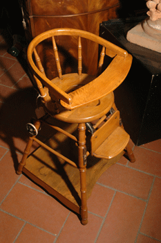 antiquariato: Child's german chair, end of XIX century