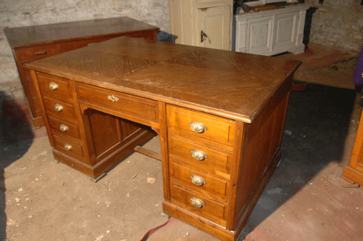 antiquariato: Oak desk, 9 drawers