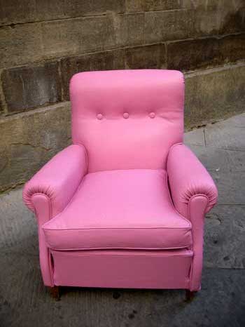 antiquariato: Model of Frau armchair, in pink leather