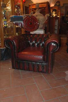antiquariato: Leather armchair, Chester