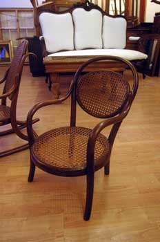 antiquariato: Child's chair, Thonet