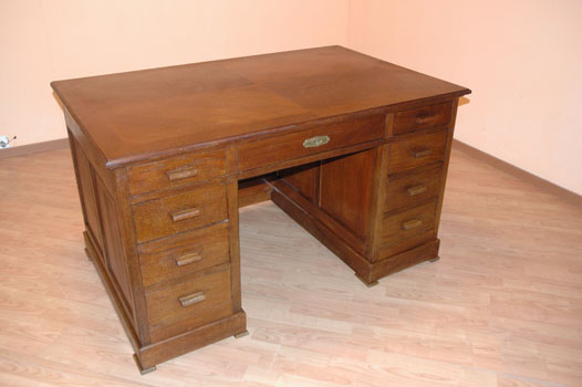 antiquariato: Dark oak writing desk