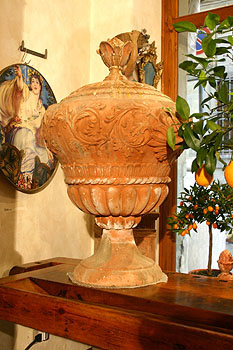 antiquariato: Vaso in terracotta da giardino, Siena