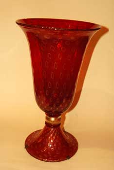 Vaso in vetro di Murano, Il trionfo rosso